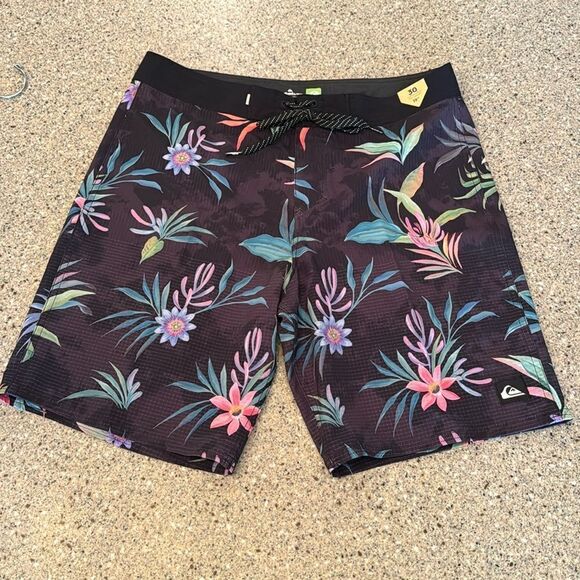QUICKSILVER Highline Straight Leg 19" Boardshorts *NEW* - Picture 2 of 10